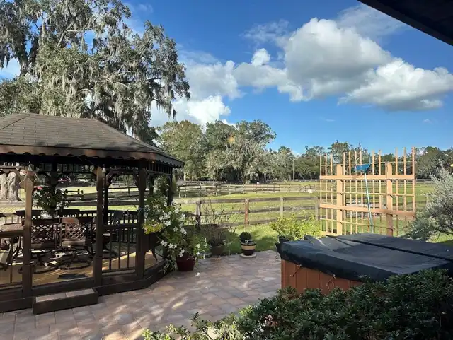 Listing Photo 18