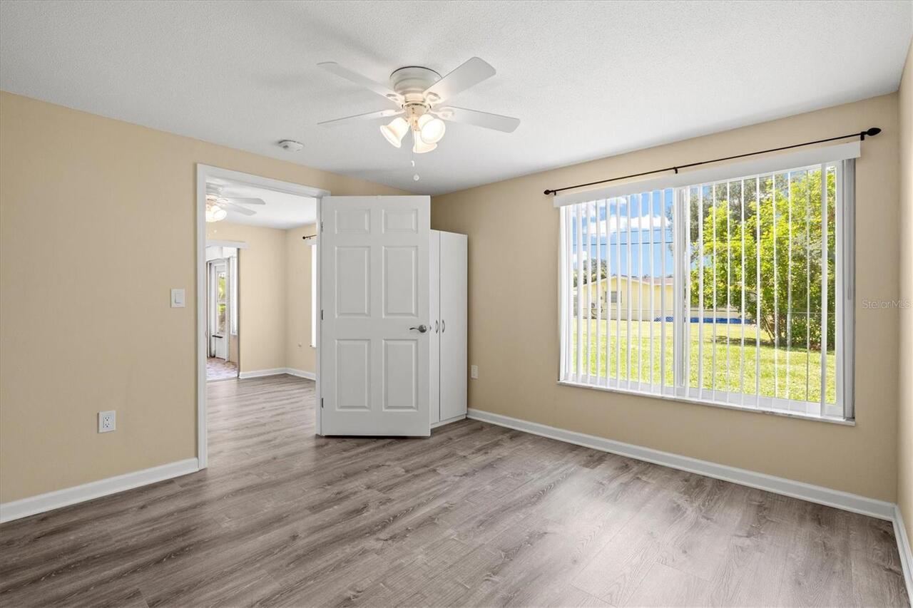 Listing Photo 33