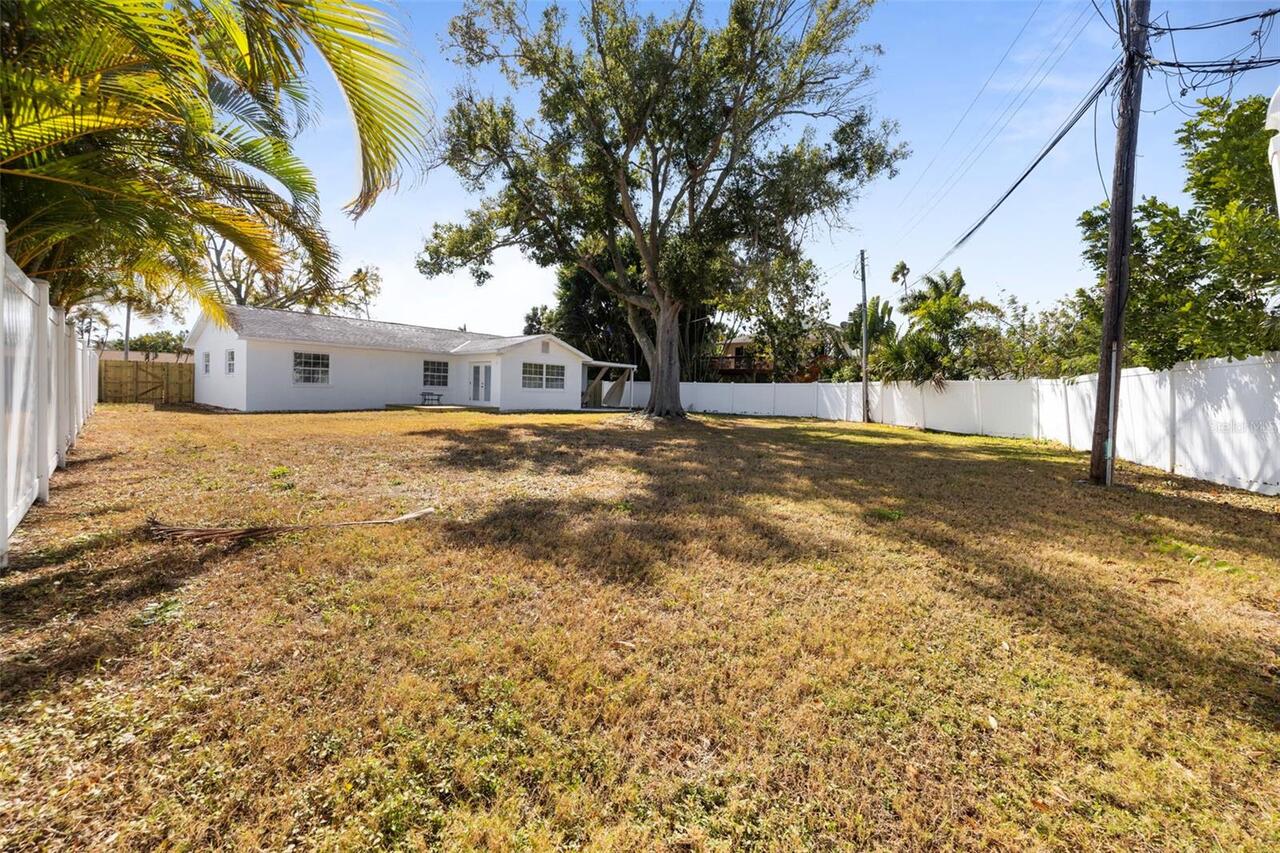 Listing Photo 38