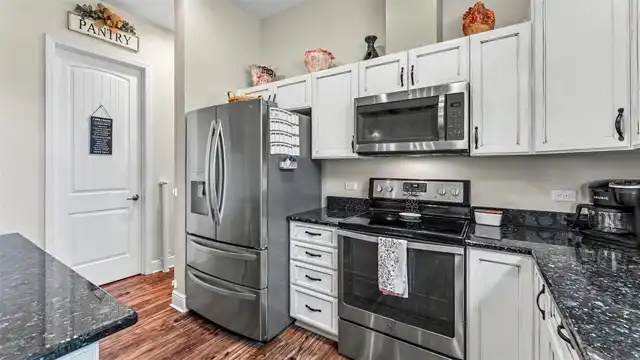 Listing Photo 18