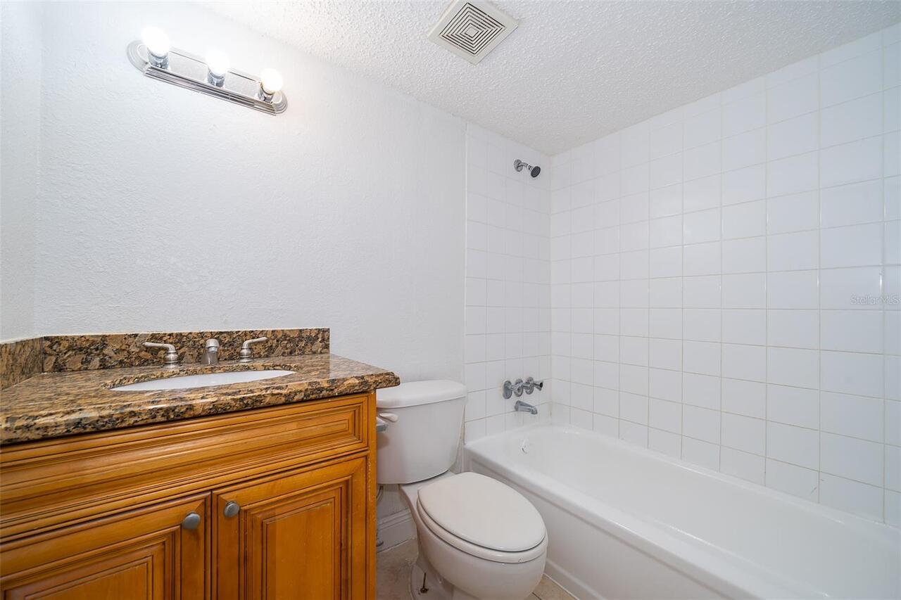 Listing Photo 14