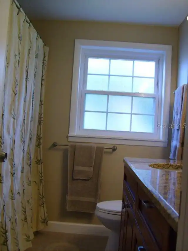 Listing Photo 11