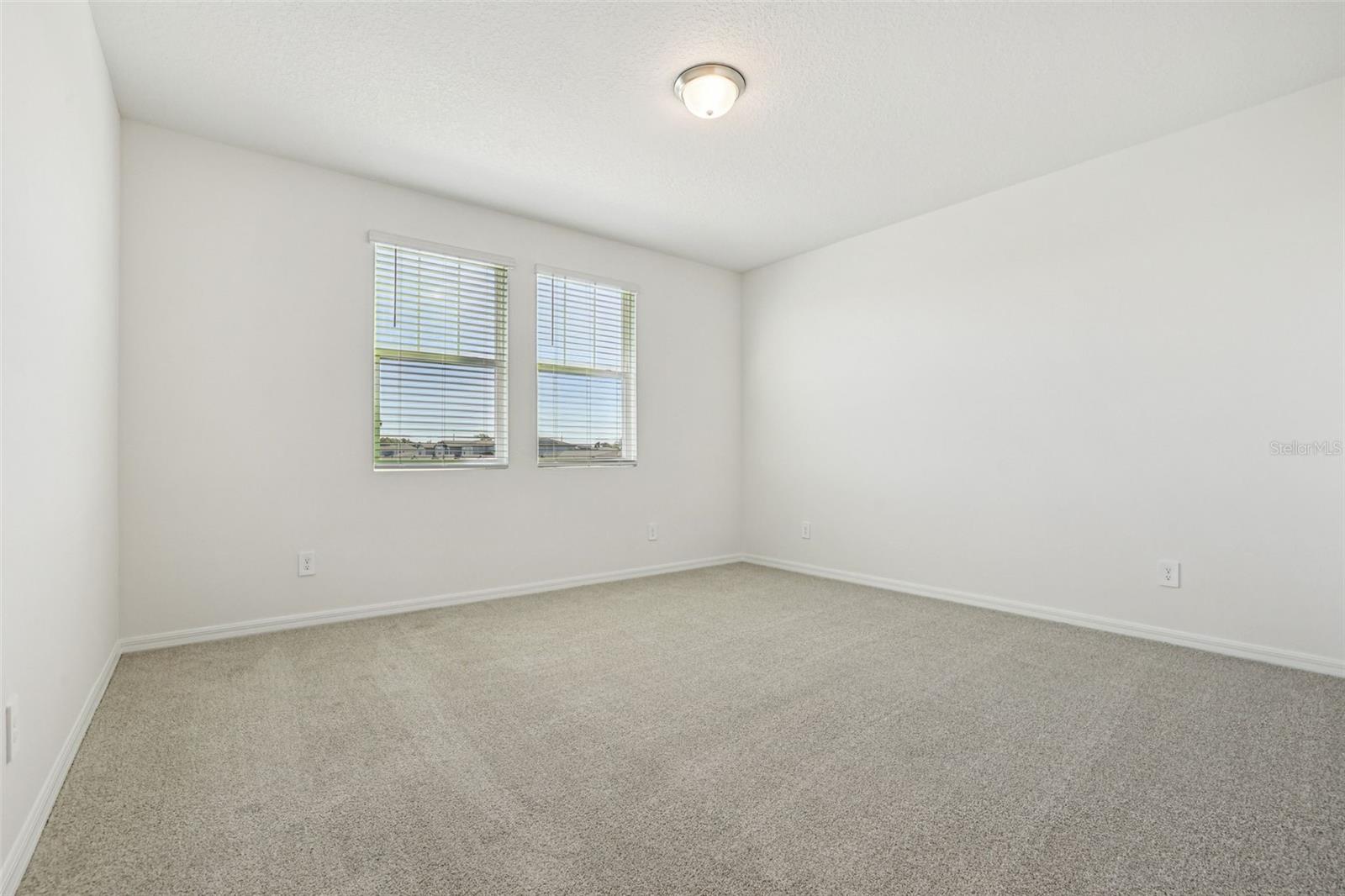 Listing Photo 37