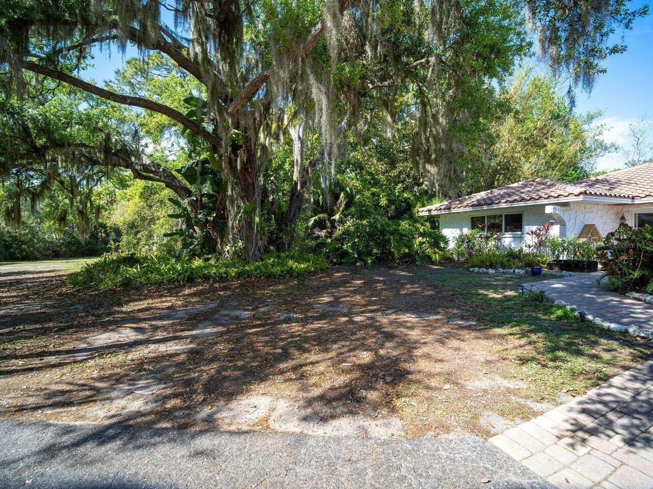 Listing Photo 52