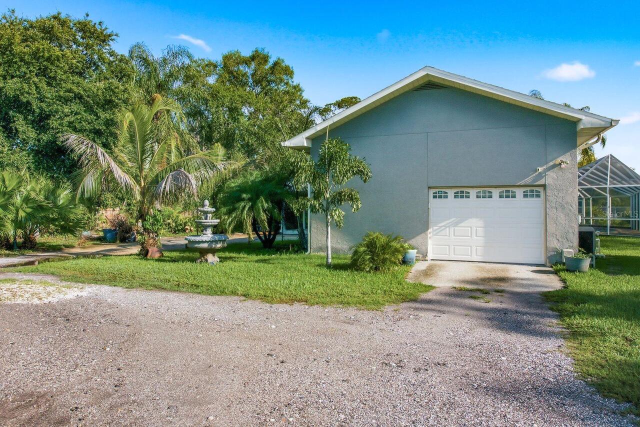 Listing Photo 11