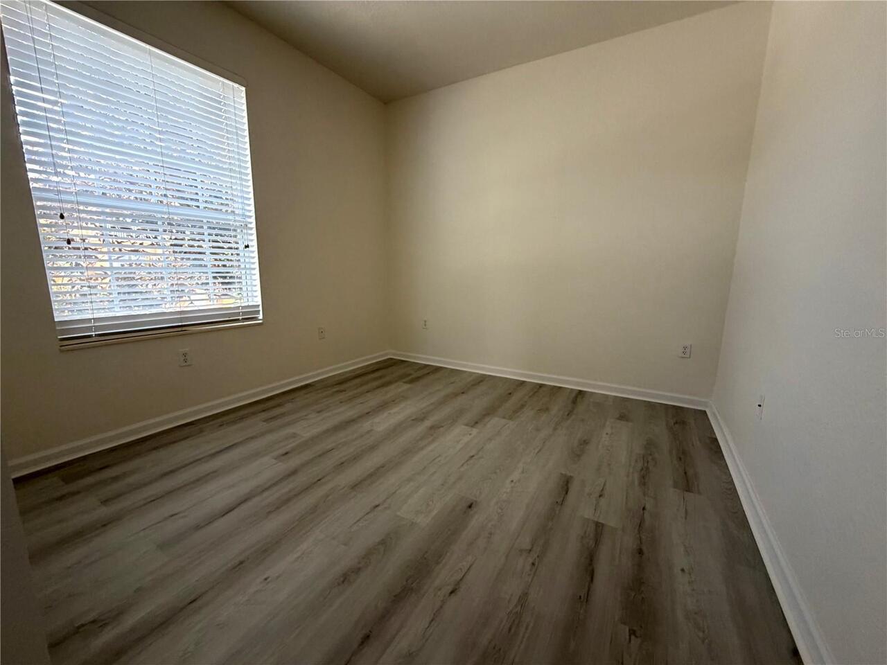 Listing Photo 33