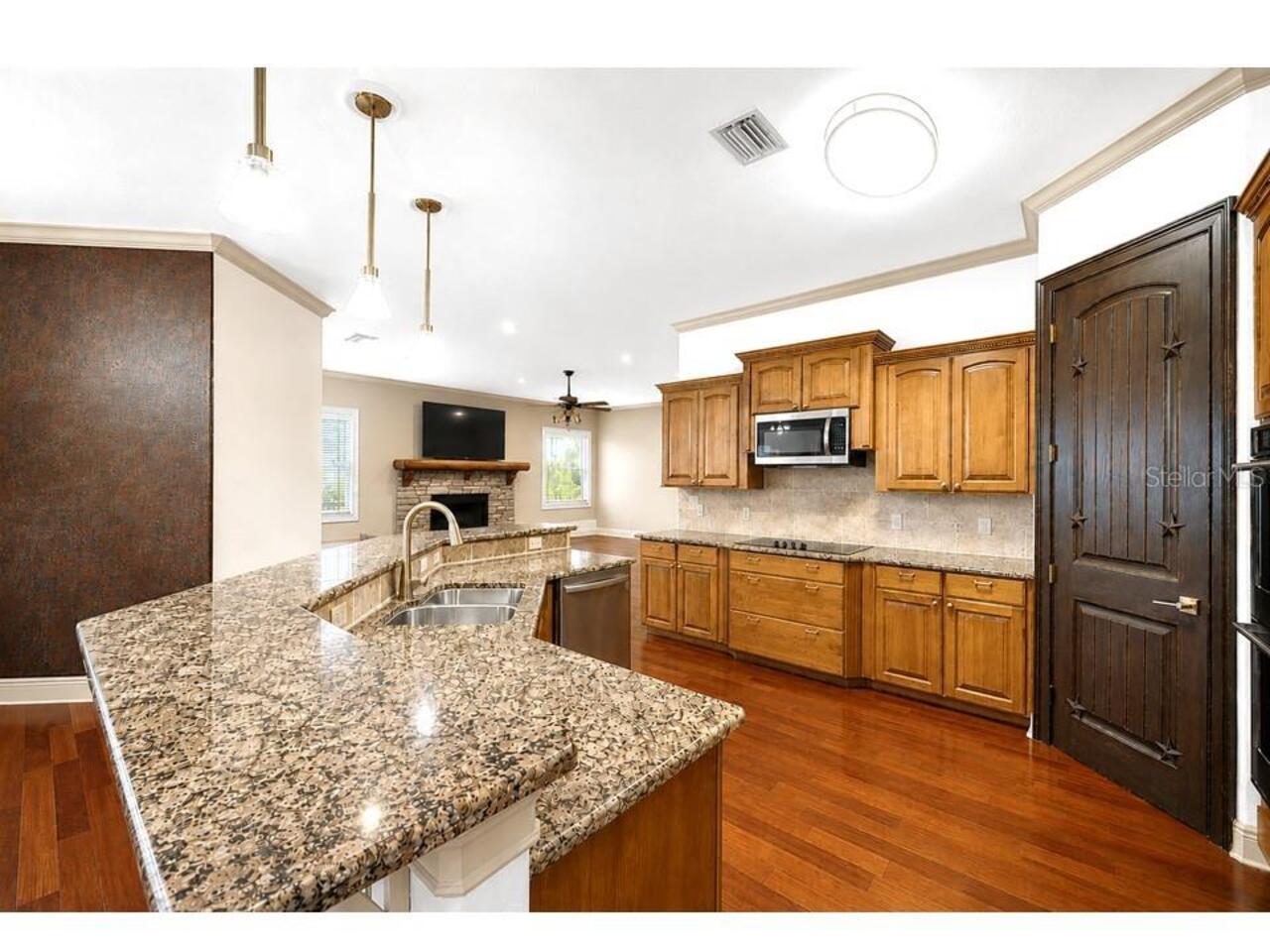 Listing Photo 28