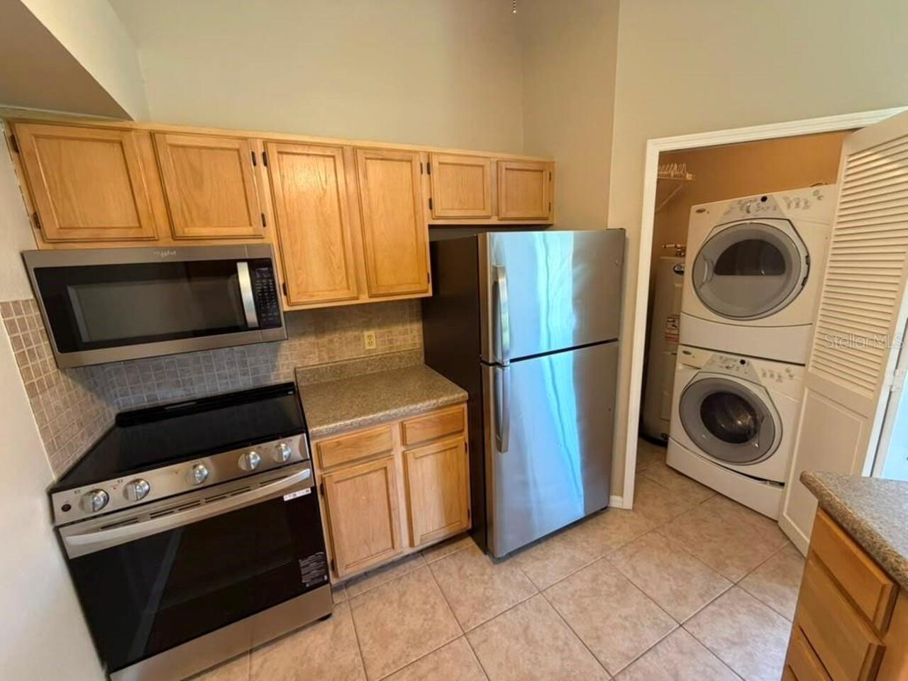Listing Photo 11