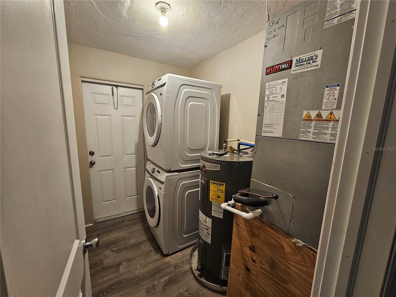 Listing Photo 8