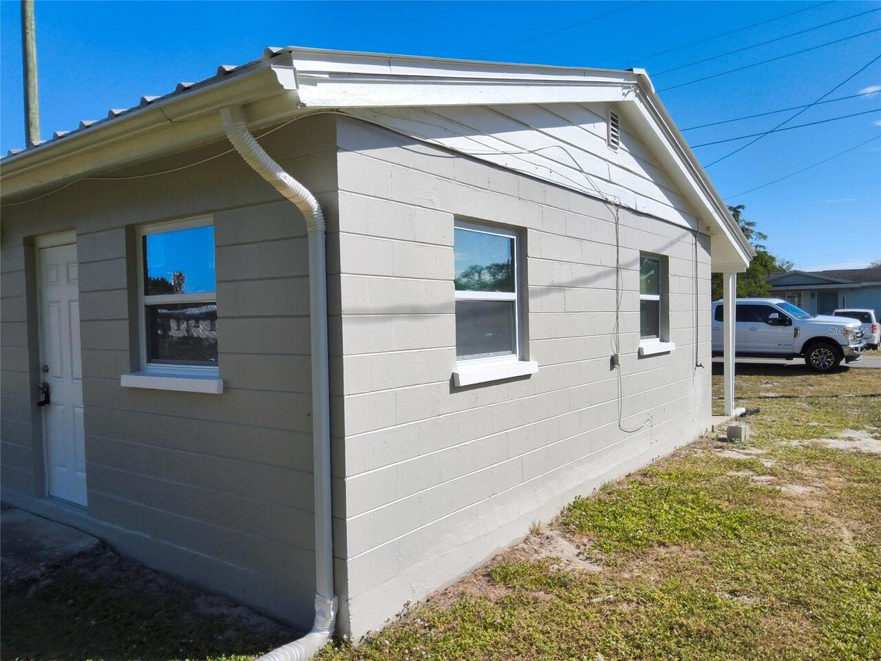 Listing Photo 12