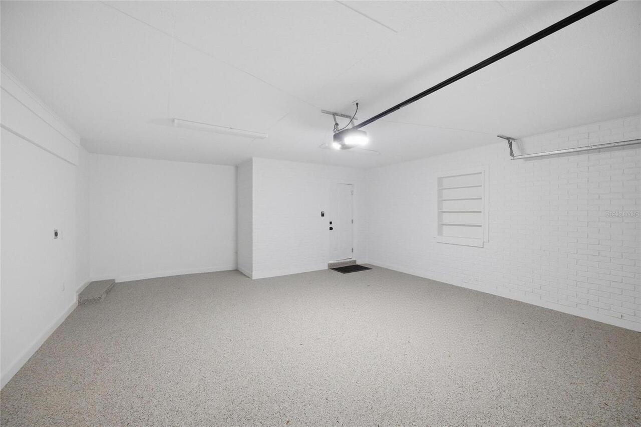 Listing Photo 34