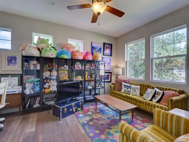 Listing Photo 19