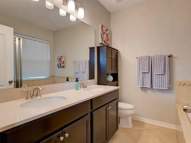 Listing Photo 28