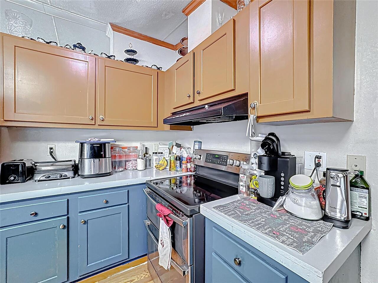 Listing Photo 10