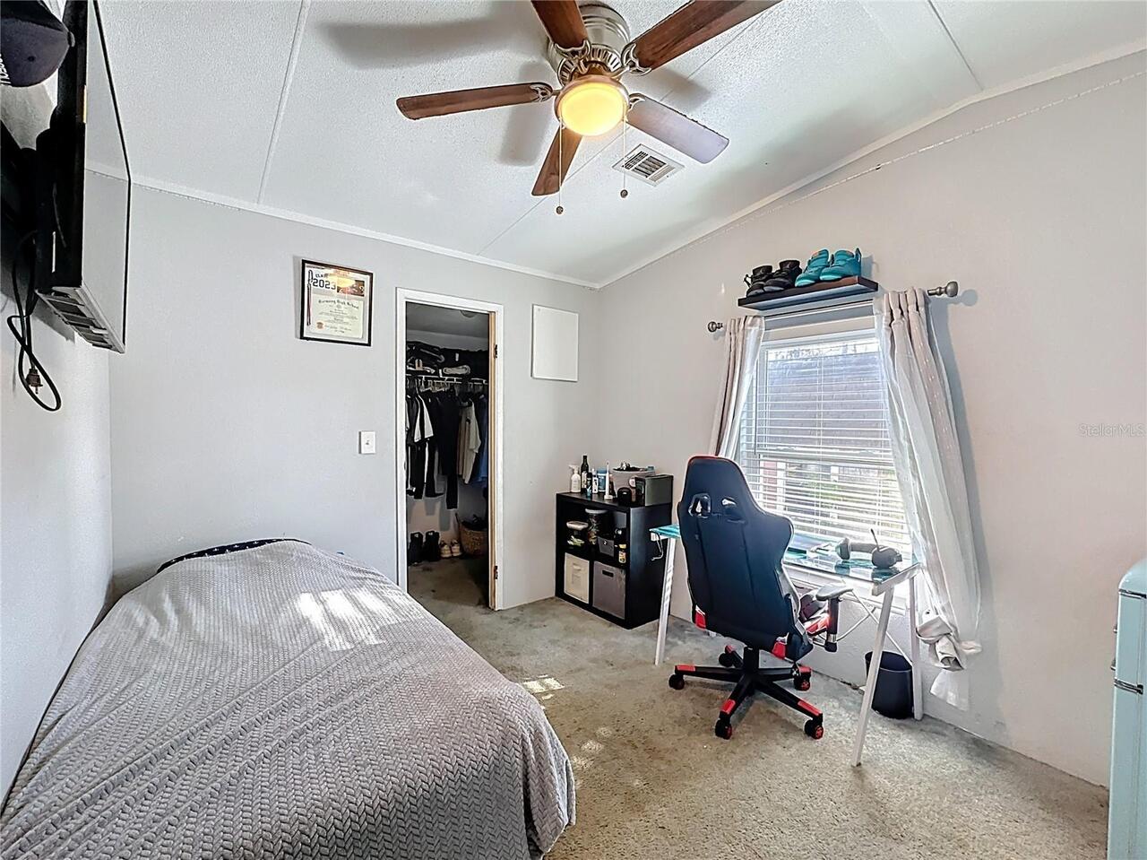 Listing Photo 16
