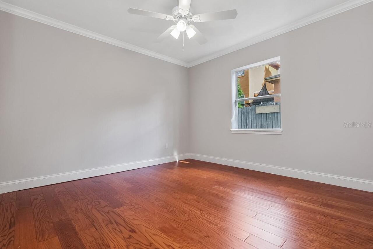 Listing Photo 18