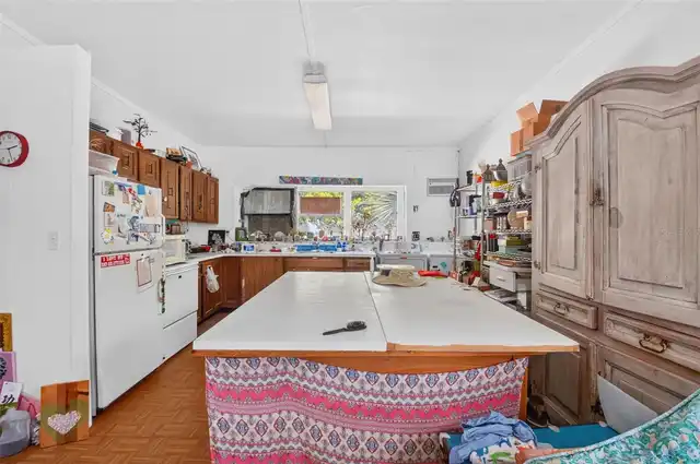 Listing Photo 28