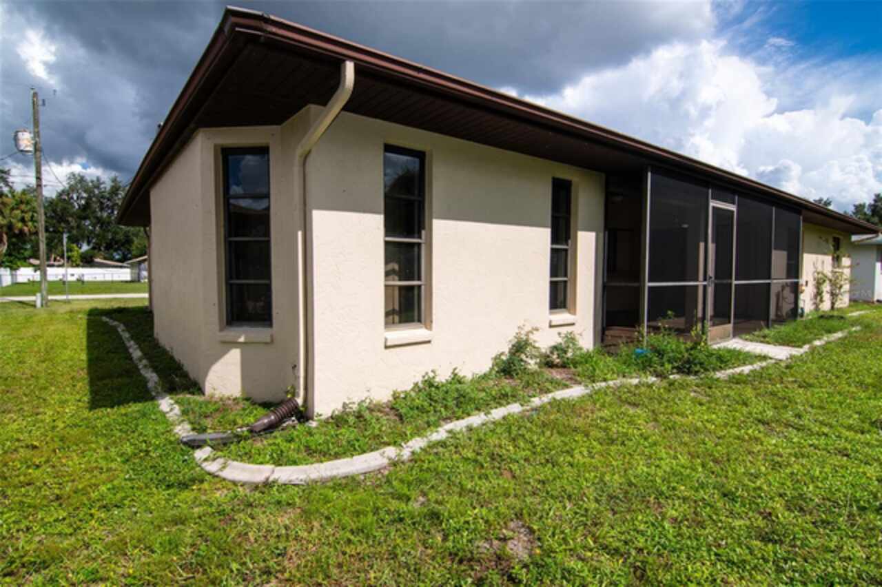Listing Photo 9