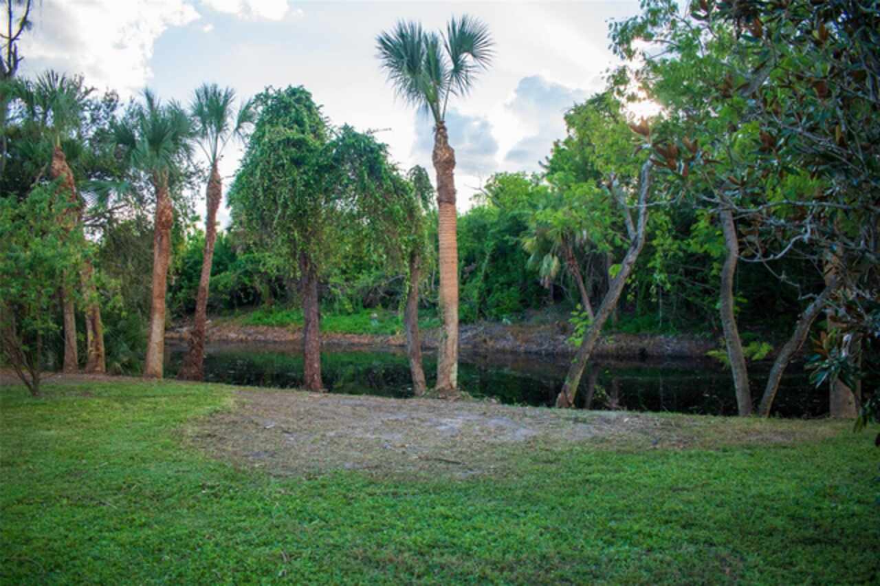 Listing Photo 12