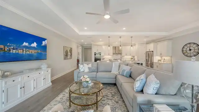 Listing Photo 8