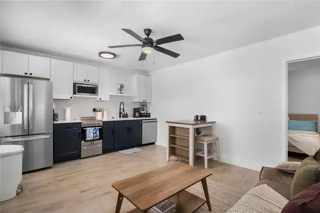 Listing Photo 14