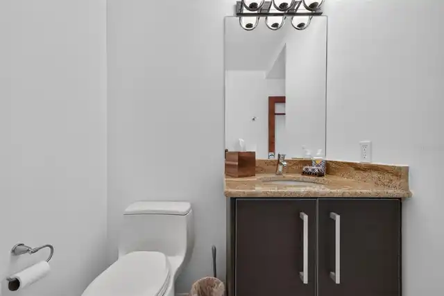 Listing Photo 17
