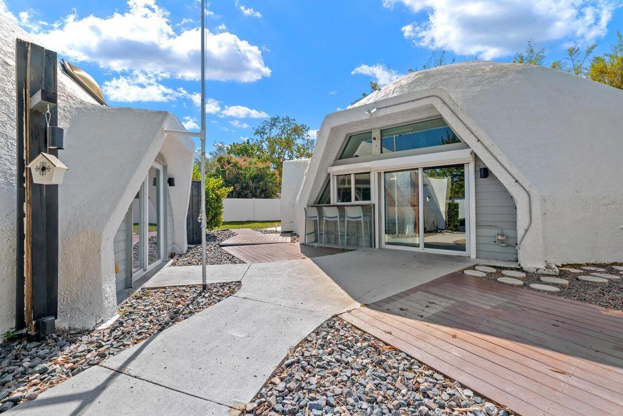 St Petersburg Real Estate