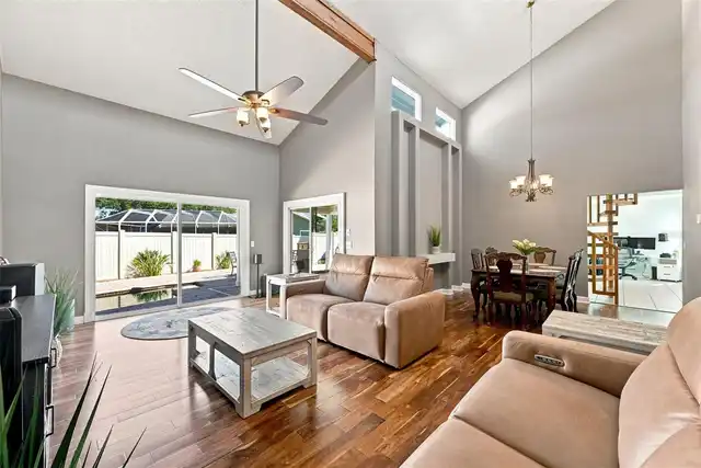 Listing Photo 6