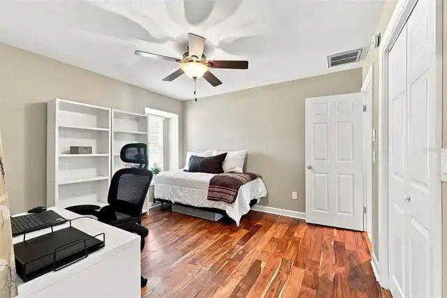 Listing Photo 23