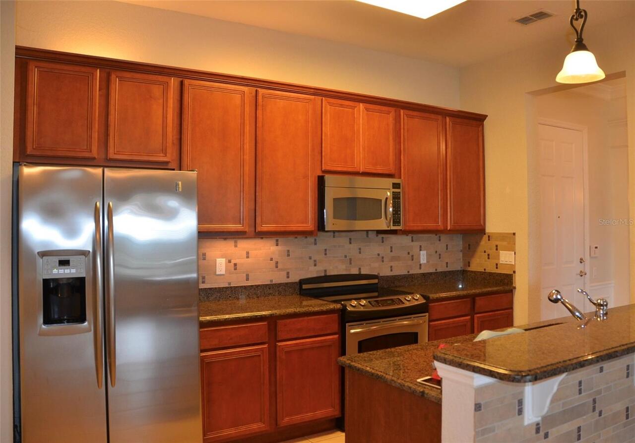 Listing Photo 8