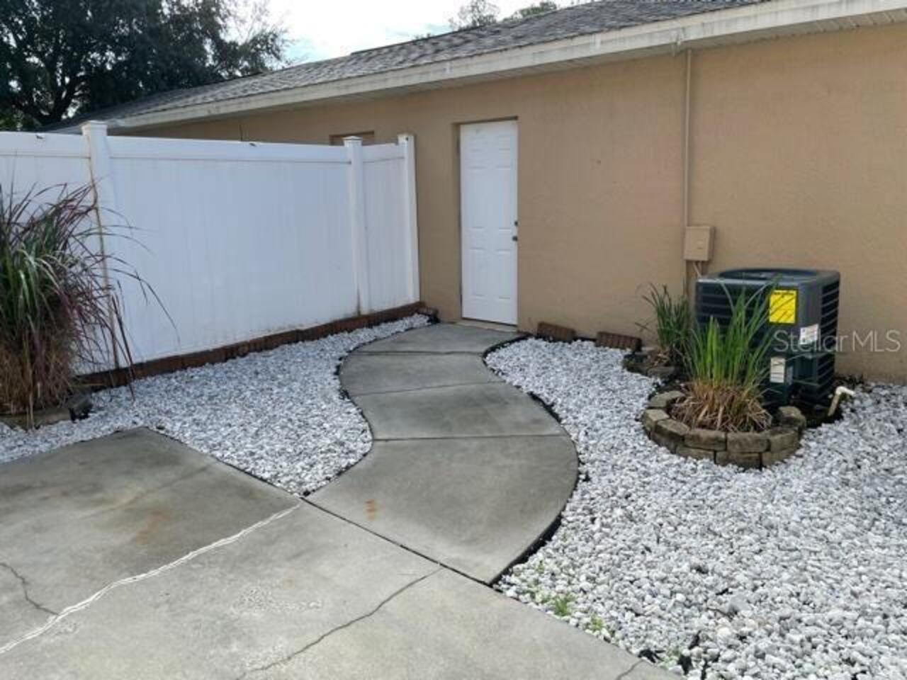 Listing Photo 18