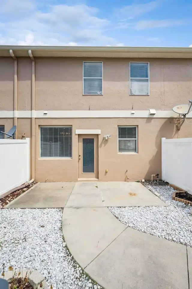 Listing Photo 23