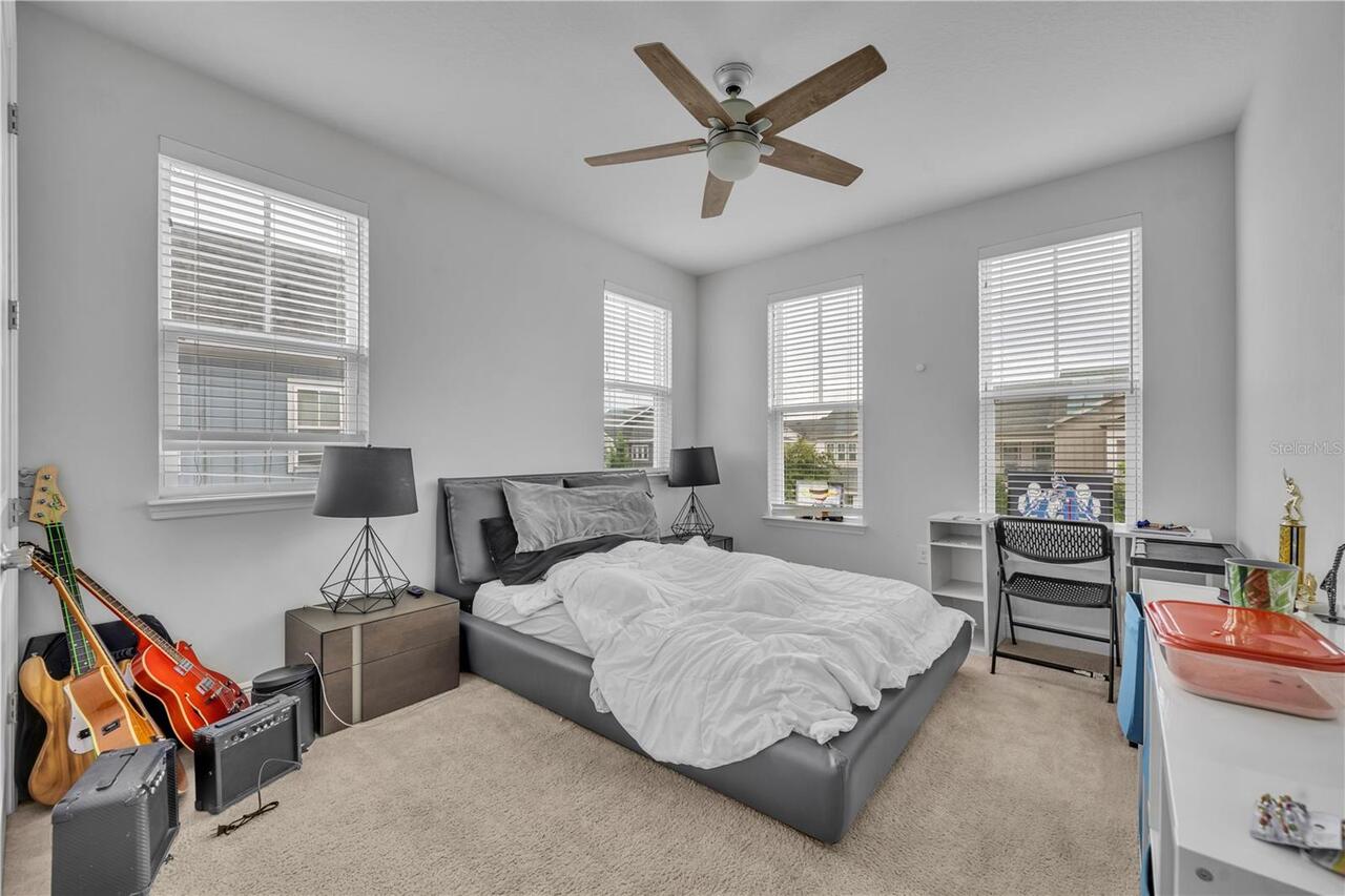 Listing Photo 17