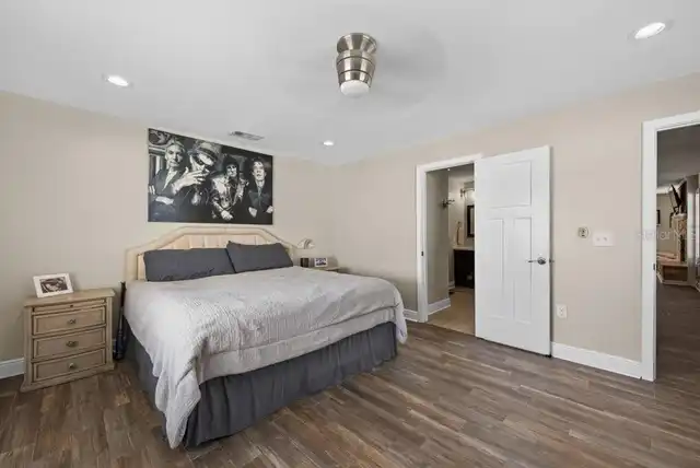 Listing Photo 25