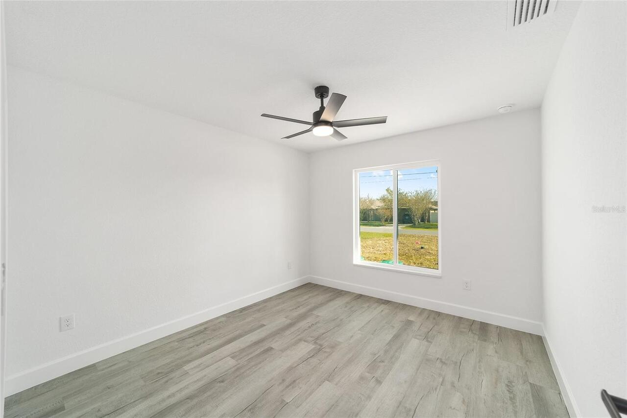 Listing Photo 33