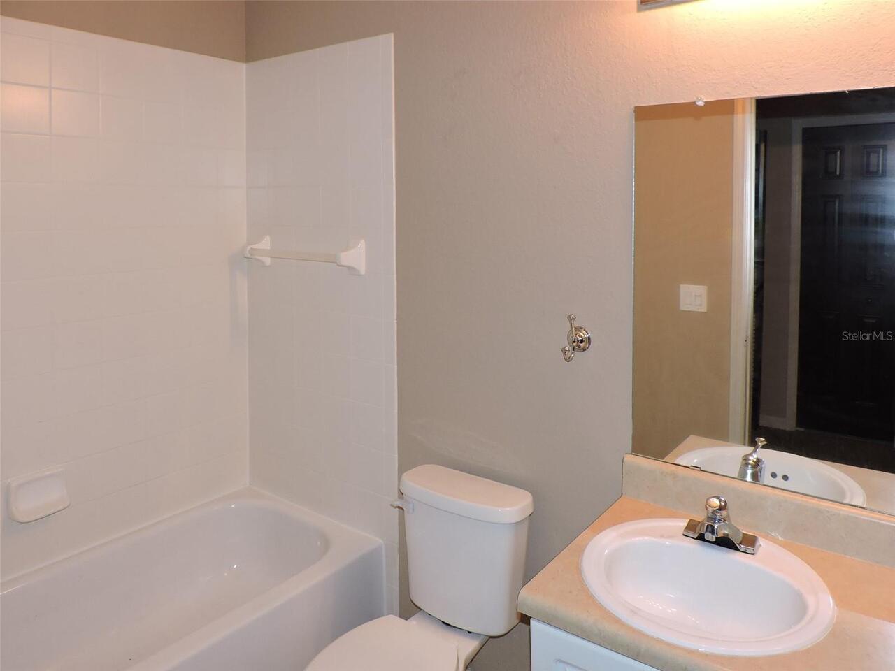 Listing Photo 10