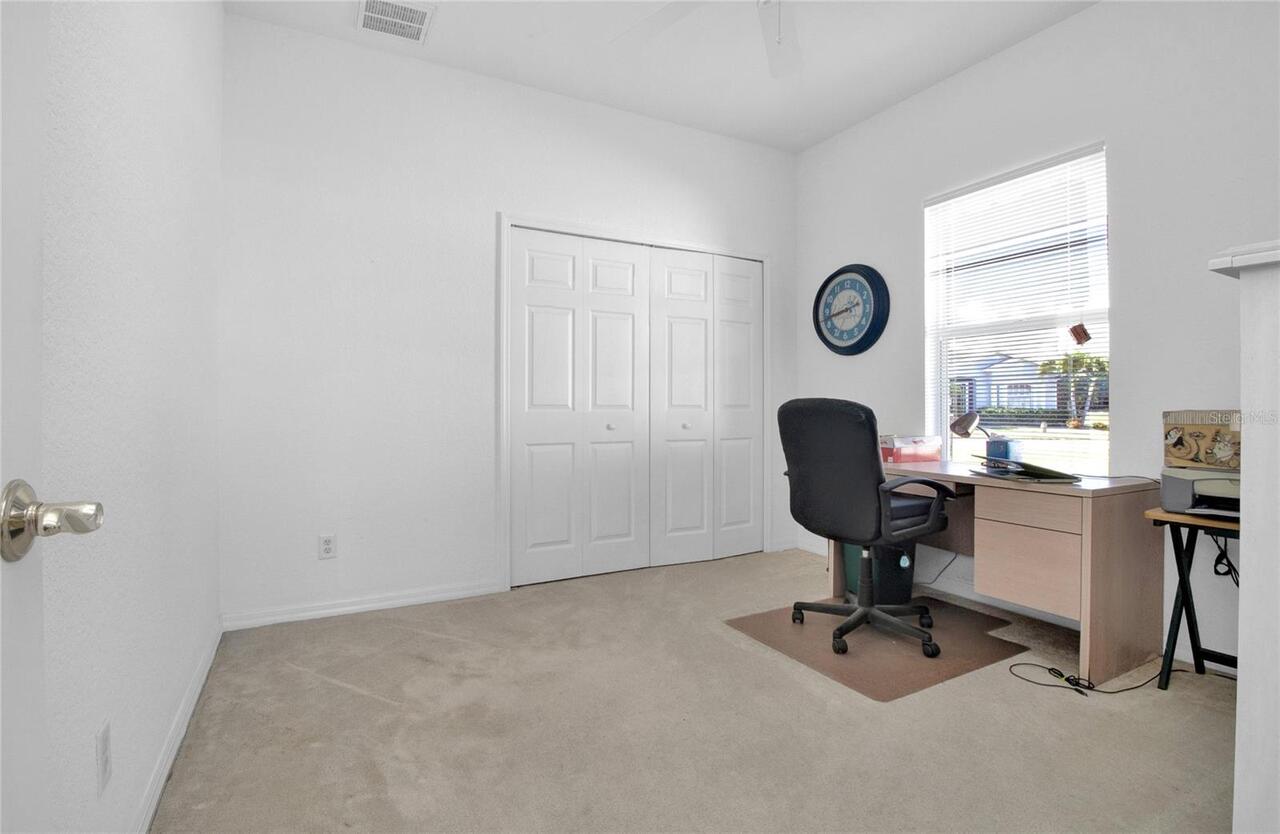 Listing Photo 12