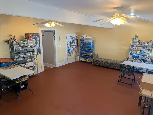 Listing Photo 11