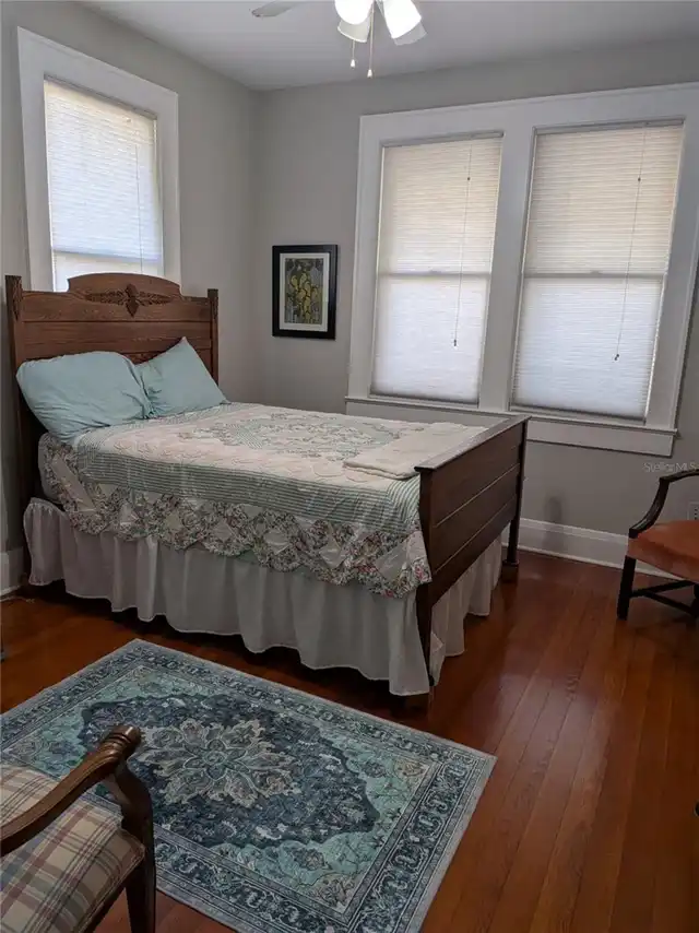 Listing Photo 18