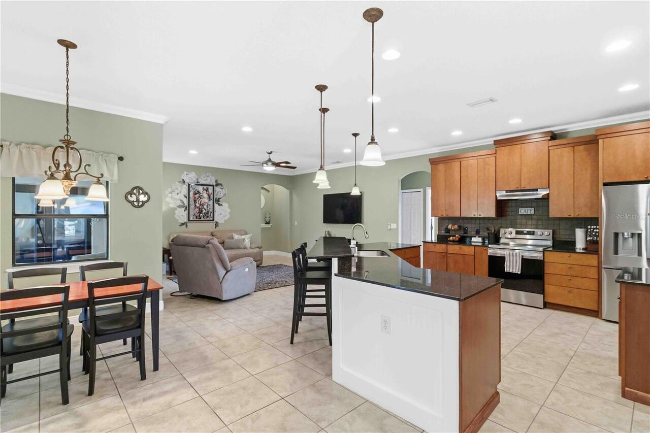 Listing Photo 14