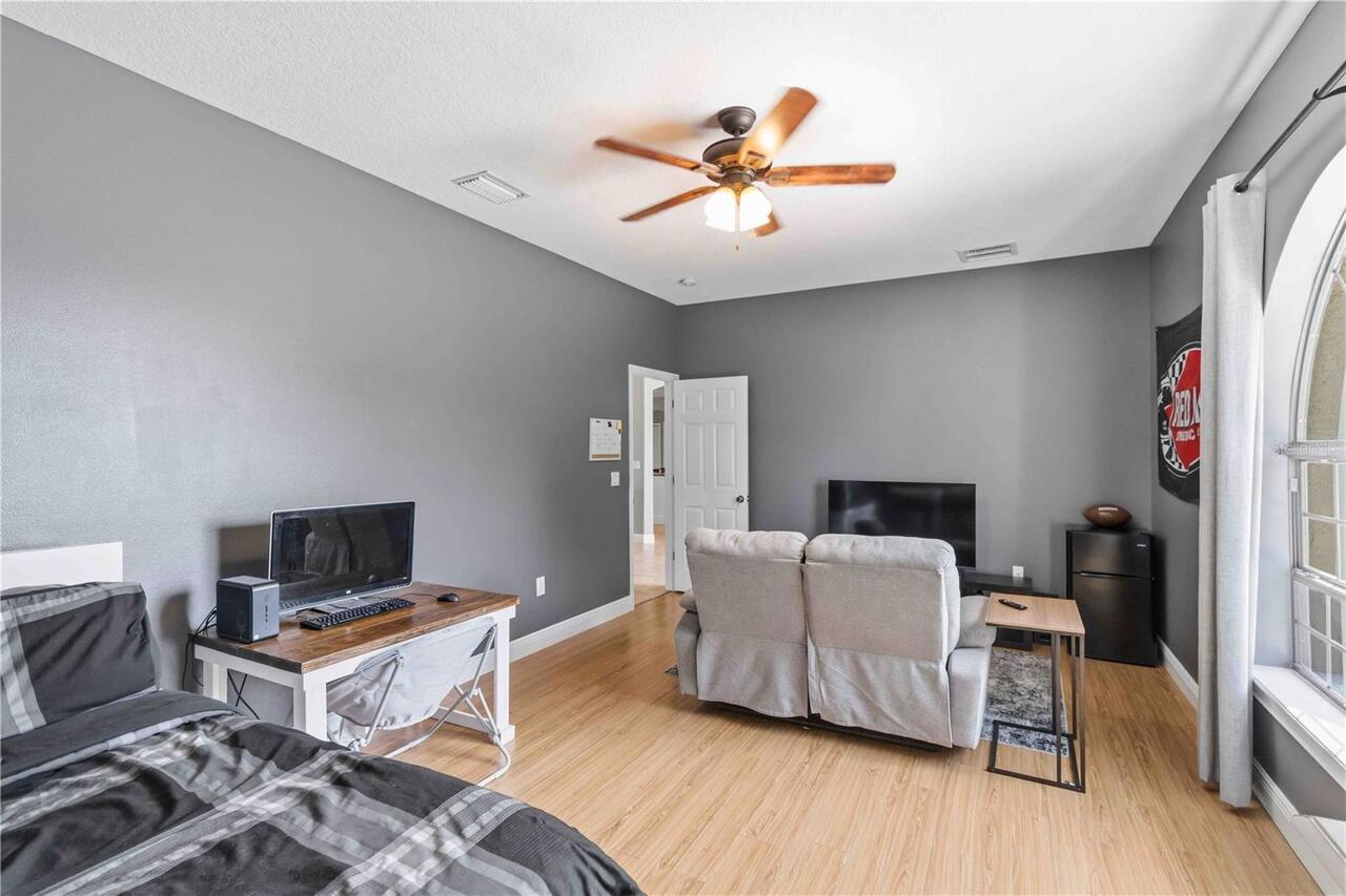 Listing Photo 33