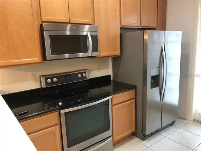 Listing Photo 8