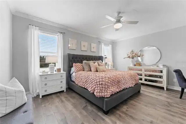 Listing Photo 23