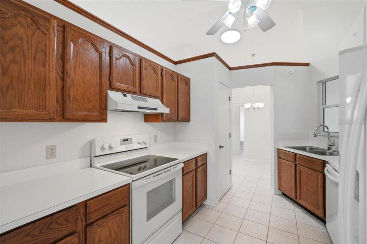 Listing Photo 16