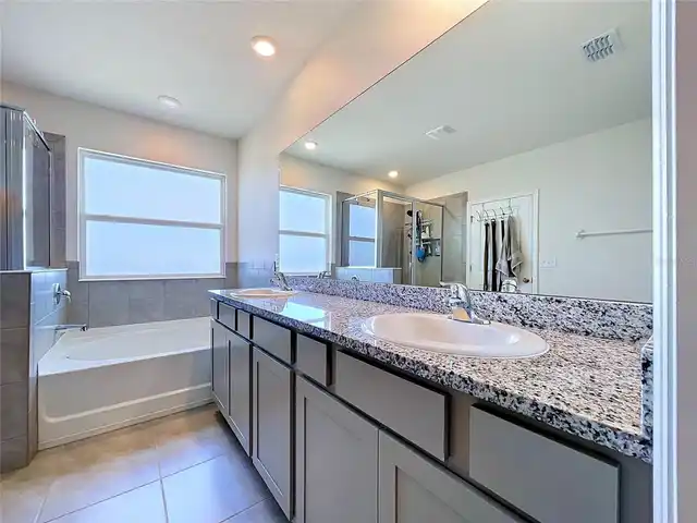Listing Photo 13
