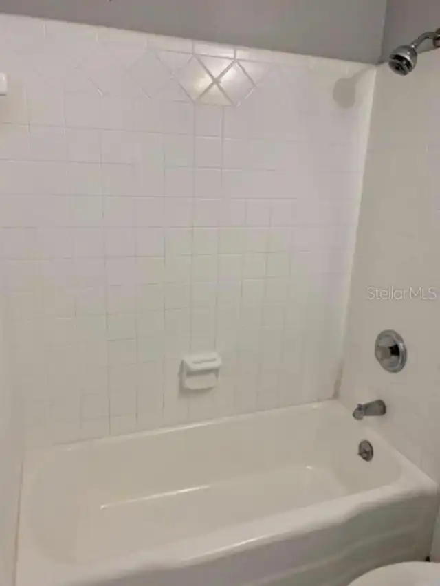 Listing Photo 10