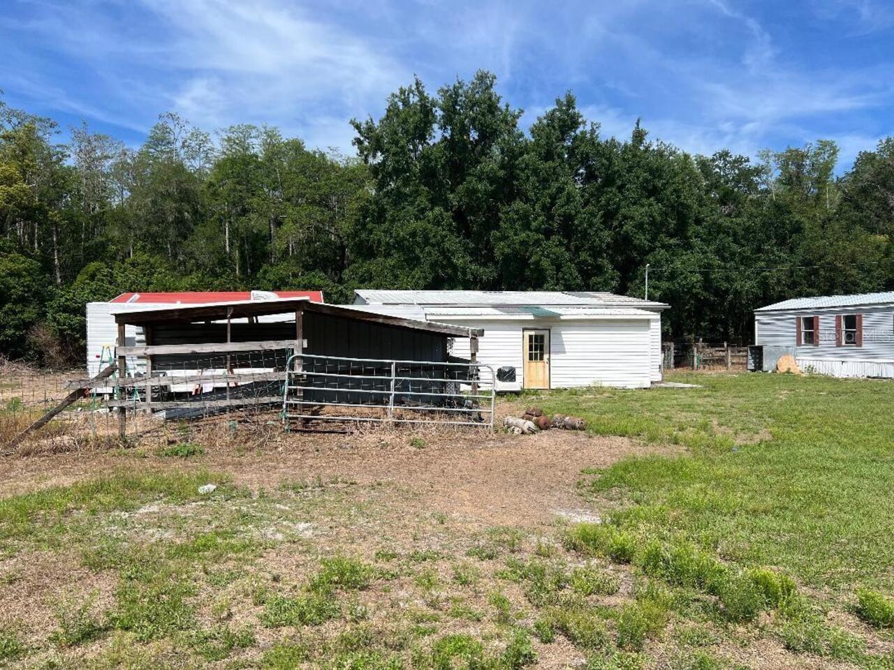Listing Photo 10