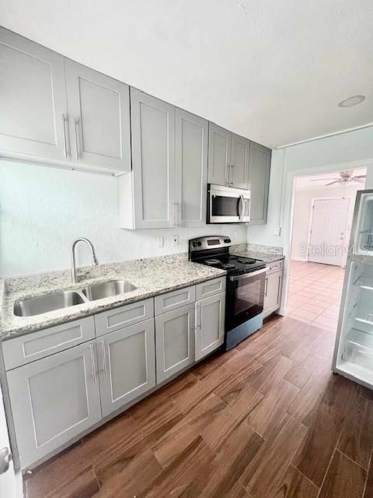 Listing Photo 6