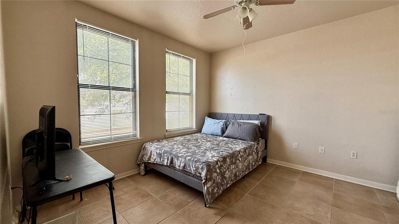 Listing Photo 15