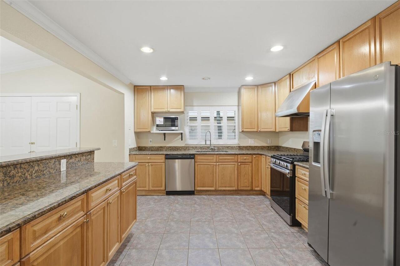 Listing Photo 15